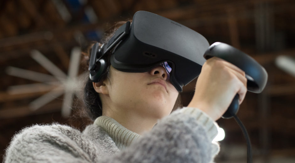 MDP/Lab student Fei Wang tests an Oculus Rift